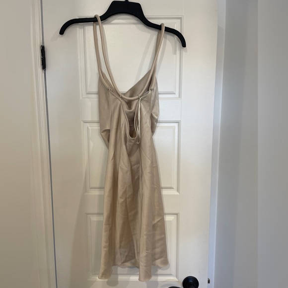 Nanushka malia satin cowl neck mini dress xxs - Picture 9 of 16